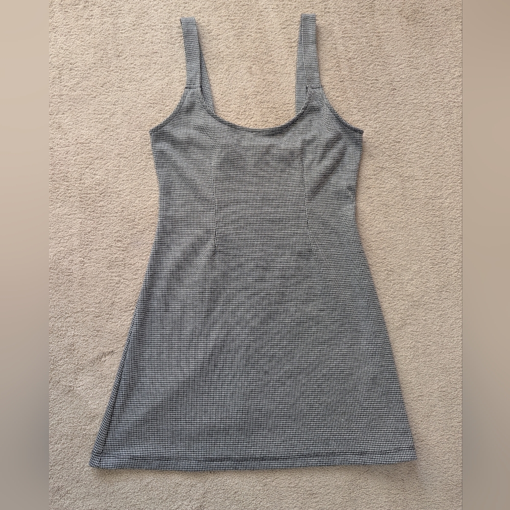 Forever 21 Gray And Black Mini Dress Size Medium